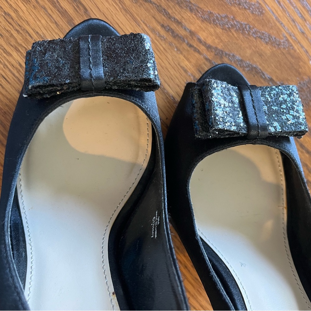 Beautiful Disney heels worn once - Picture 5 of 8